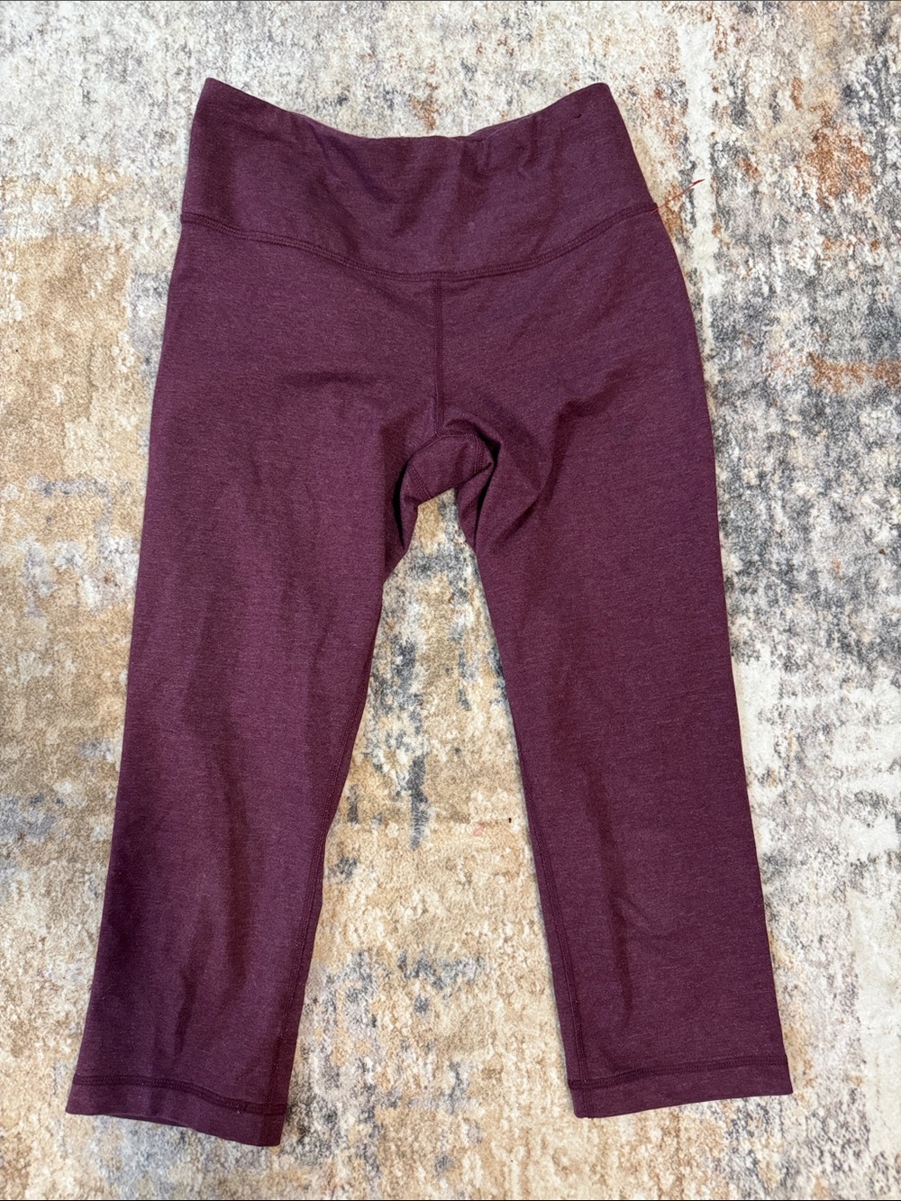 Athletic Works Women's High-Waist Cropped Leggings - Maroon
